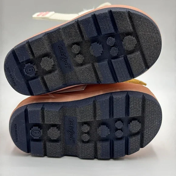 NWT Toddler Girls Cat & Jack Unicorn Winter Boots Size 6 - Picture 5 of 14